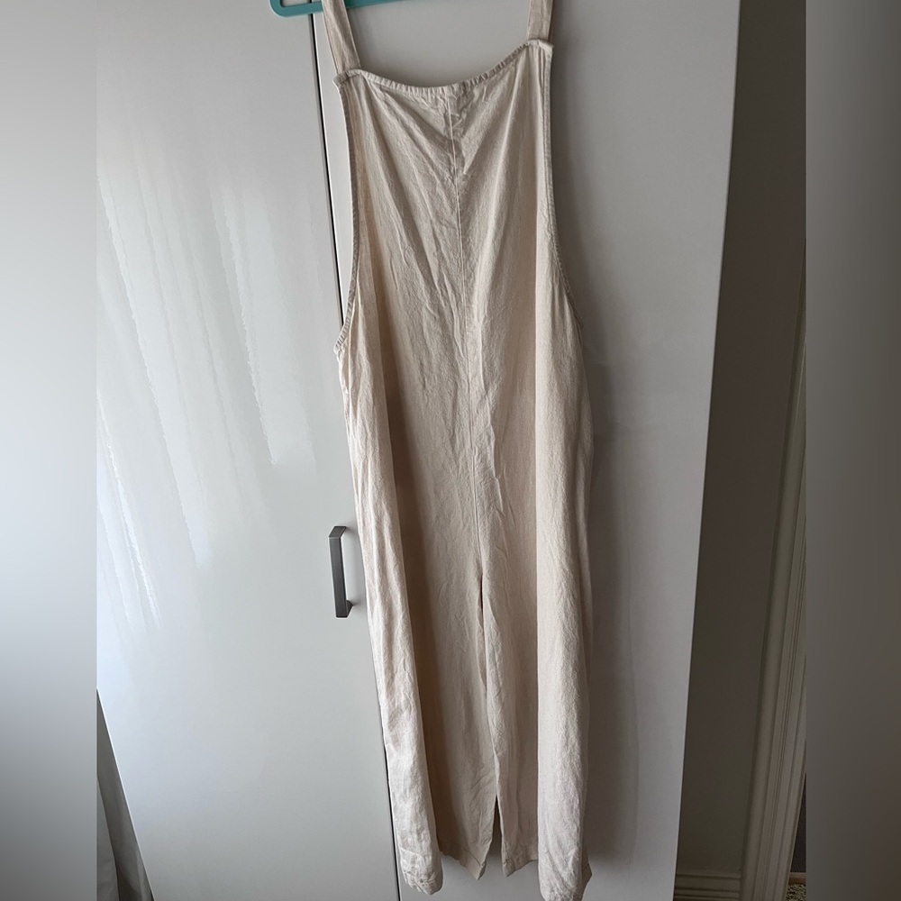 *SOLD- NOT AVAILABLE * Linen Overalls - Picture 5 of 7